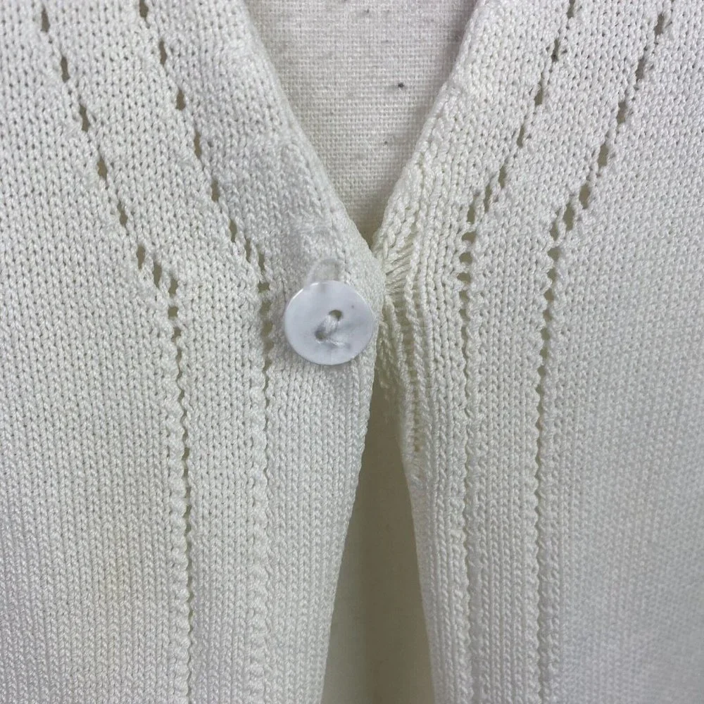 Chelsea Design Size M White Knit Cardigan - Picture 2 of 8